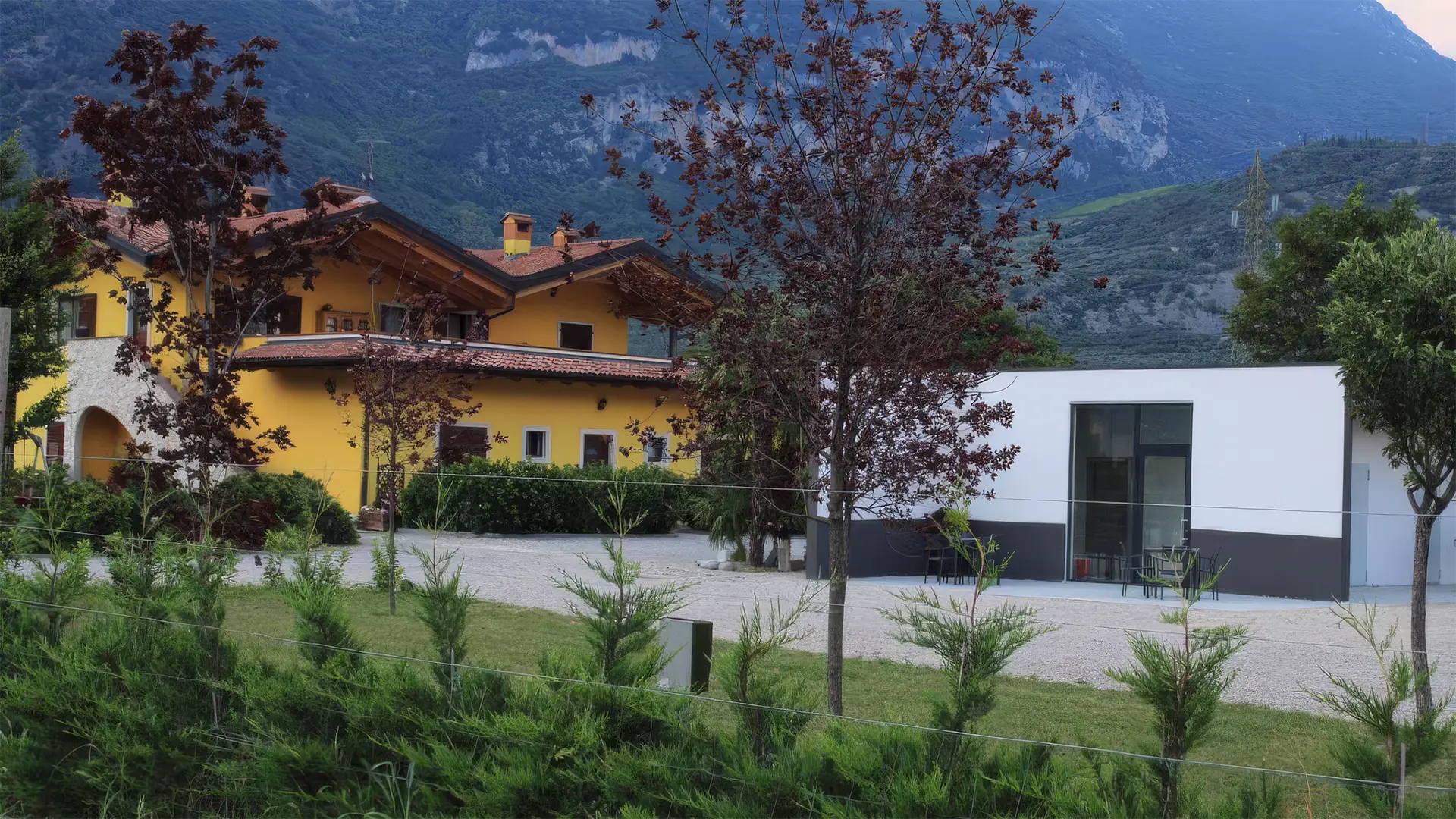 Agritur ArcoSole B&B Camping in Arco mit Stellplätzen und Pool
