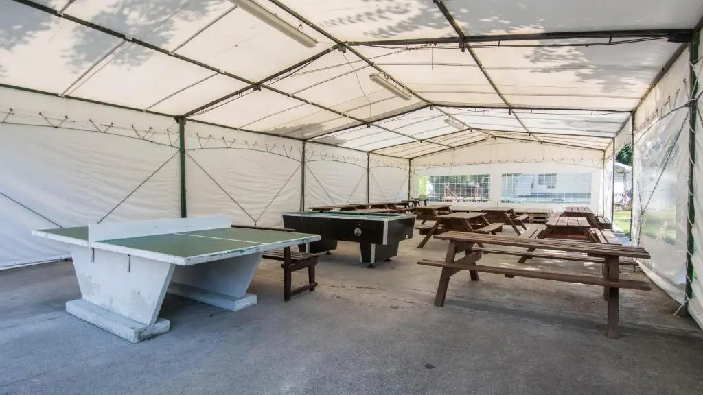 Camping Azzurro directly on Lake Ledro in Pieve di Ledro – 6