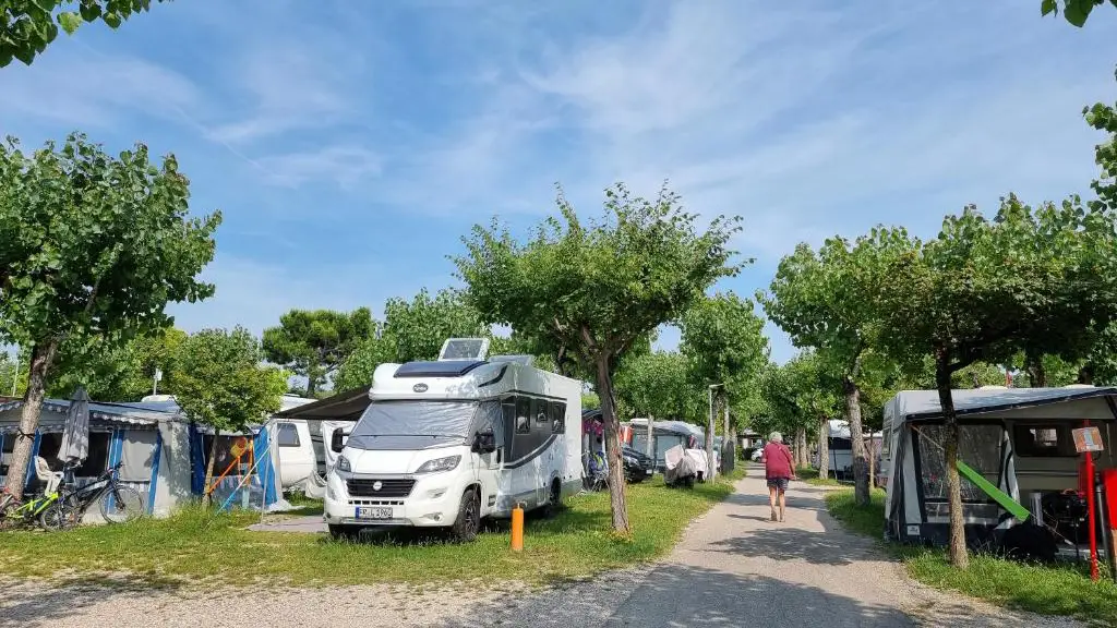 Camping Belvedere – campsite on Lake Garda near Lazise – 6