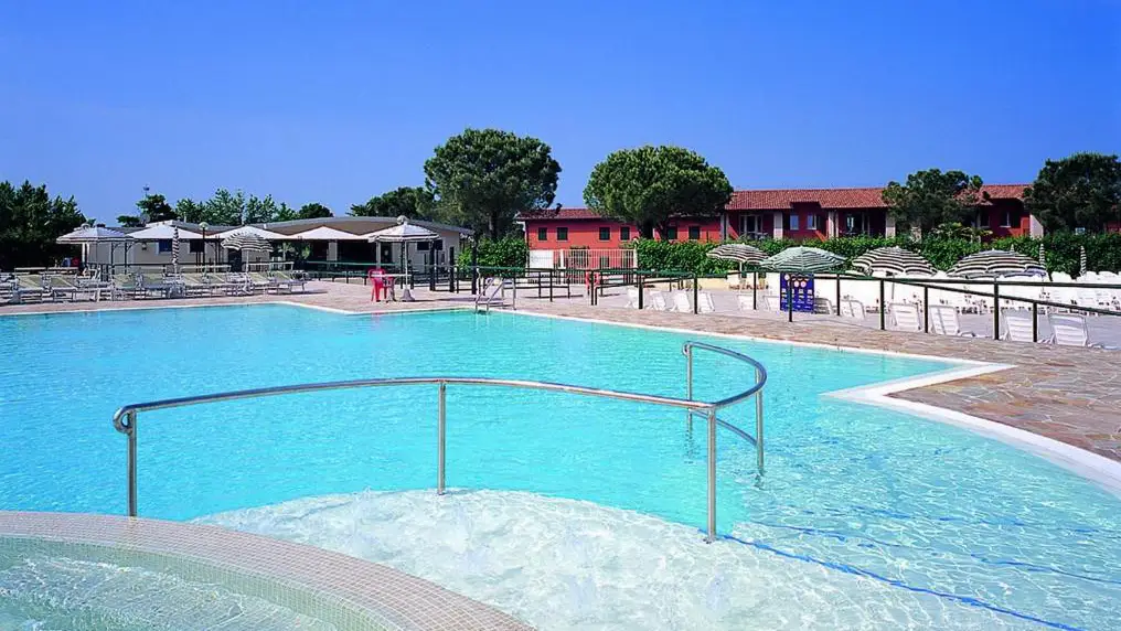 The Garda Village directly on Lake Garda in Sirmione with pools and private beach – 3