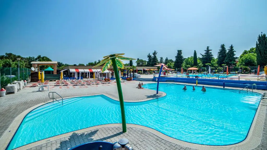 Baia Holiday Gasparina – campsite on Lake Garda near Castelnuovo del Garda – 3