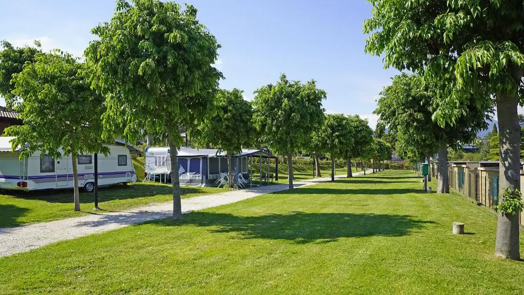 Camping Onda Blu – campsite on Lake Garda near Manerba del Garda – 3