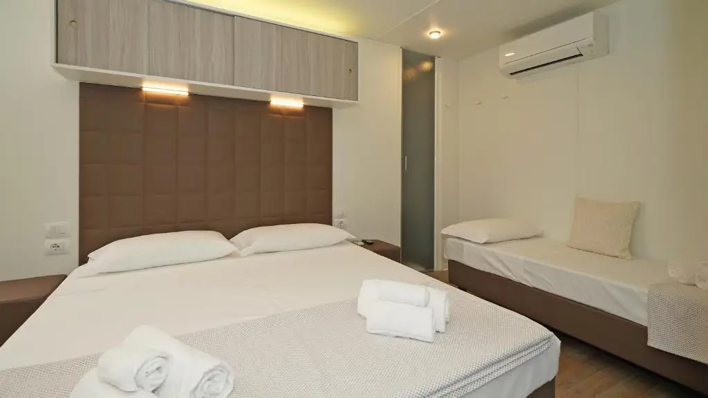 Camping Spiaggia d'Oro – campsite on Lake Garda near Lazise – 3