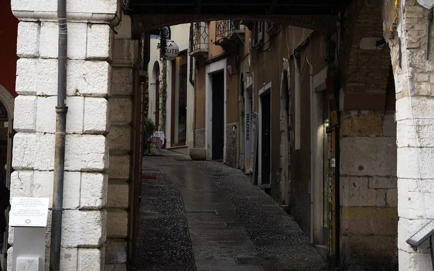 Walk from Moniga del Garda harbour up to Moniga Castle
