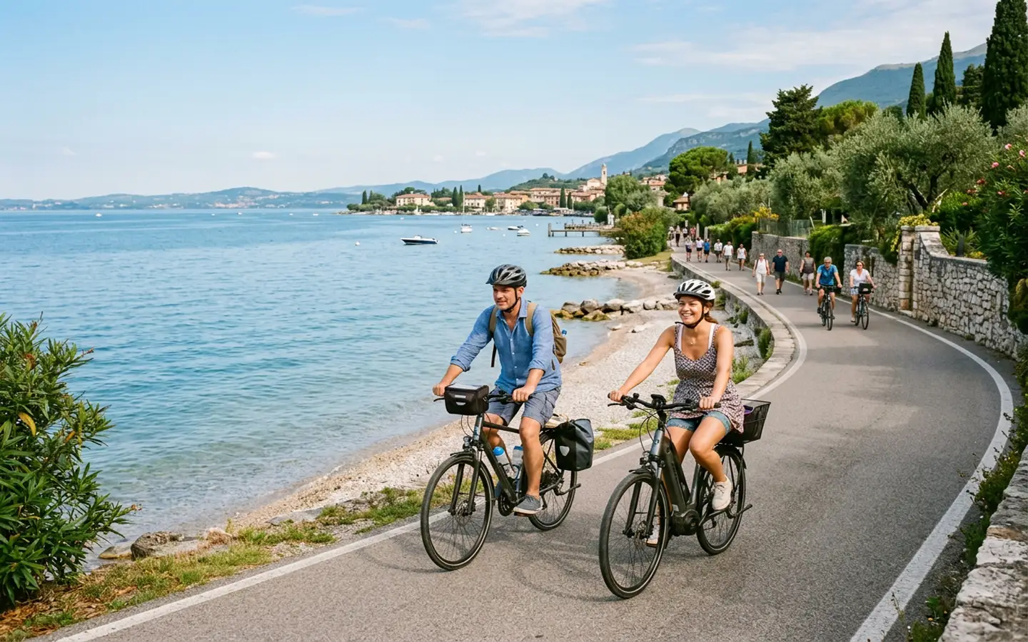 Cyclists on the waterfront route from Lazise via Cisano to Bardolino