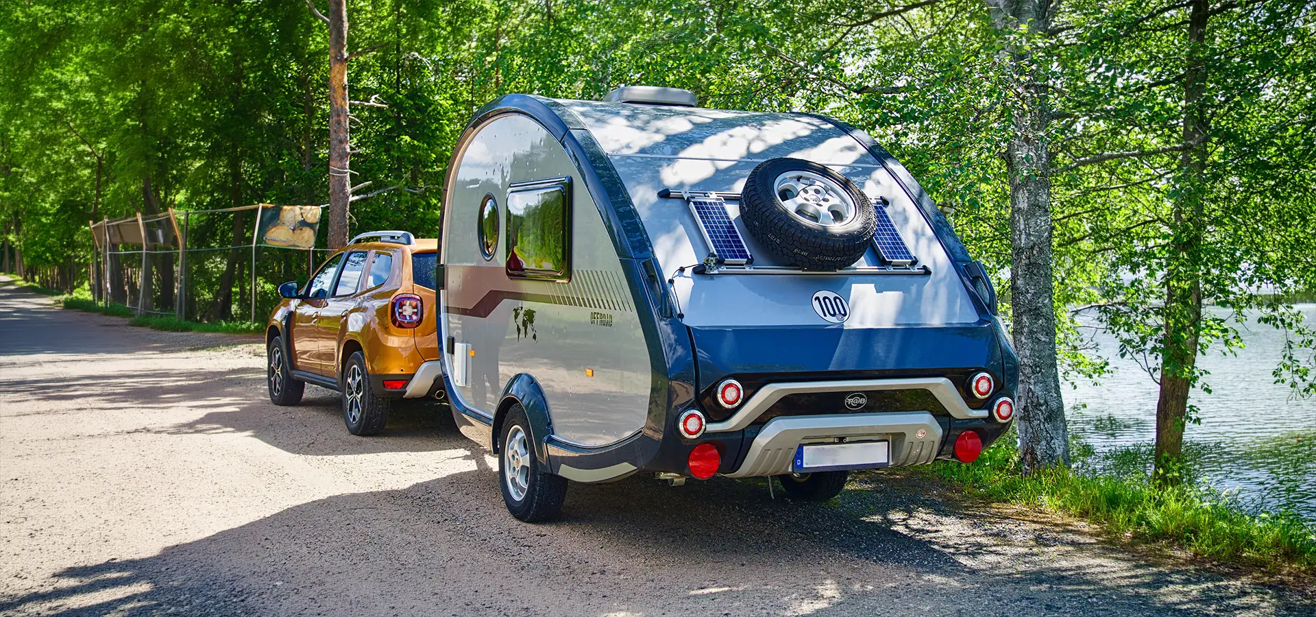 Camping mit Wohnwagen
